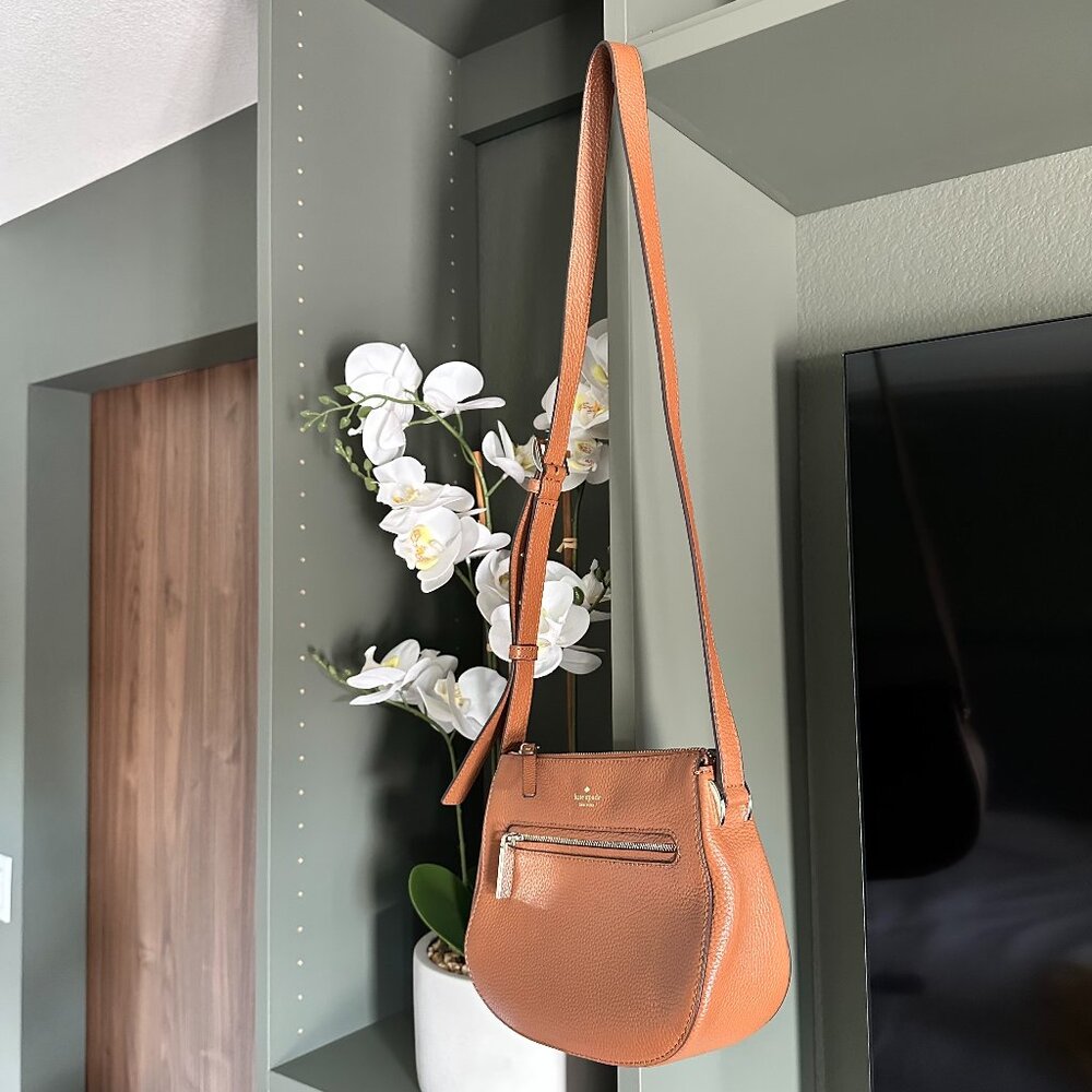 Kate Spade Pebble-Textured Crossbody Bag | Tan